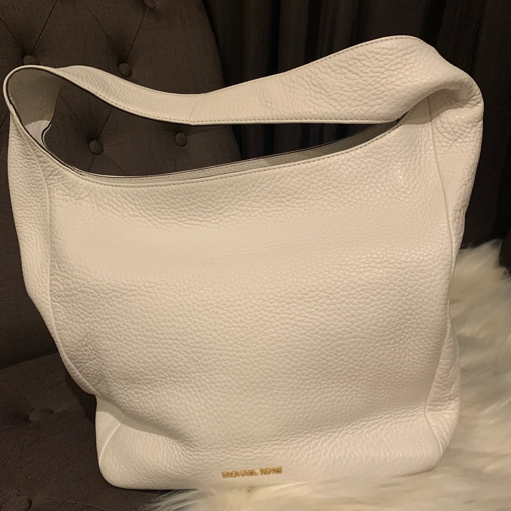 Michael kors shoulder handbag